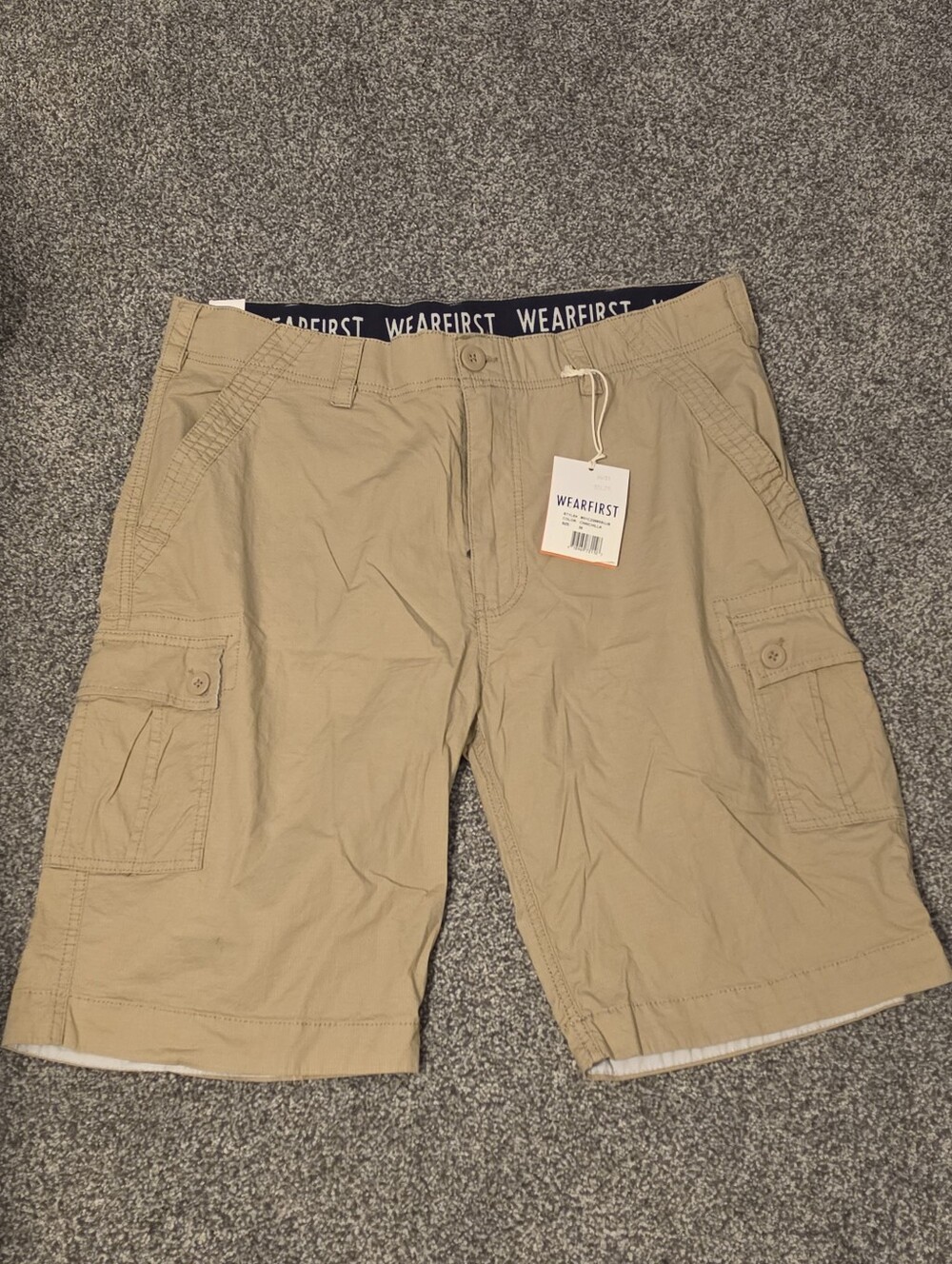 Men’s Khaki Cargo Shorts